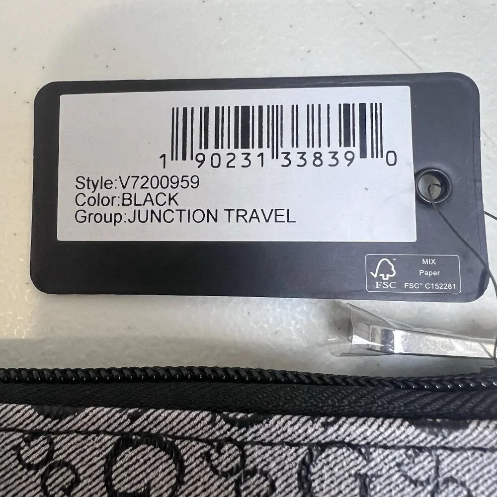 Guess Junction Travel Makeup Bag Zipper 8”x10” New With‎ Tags